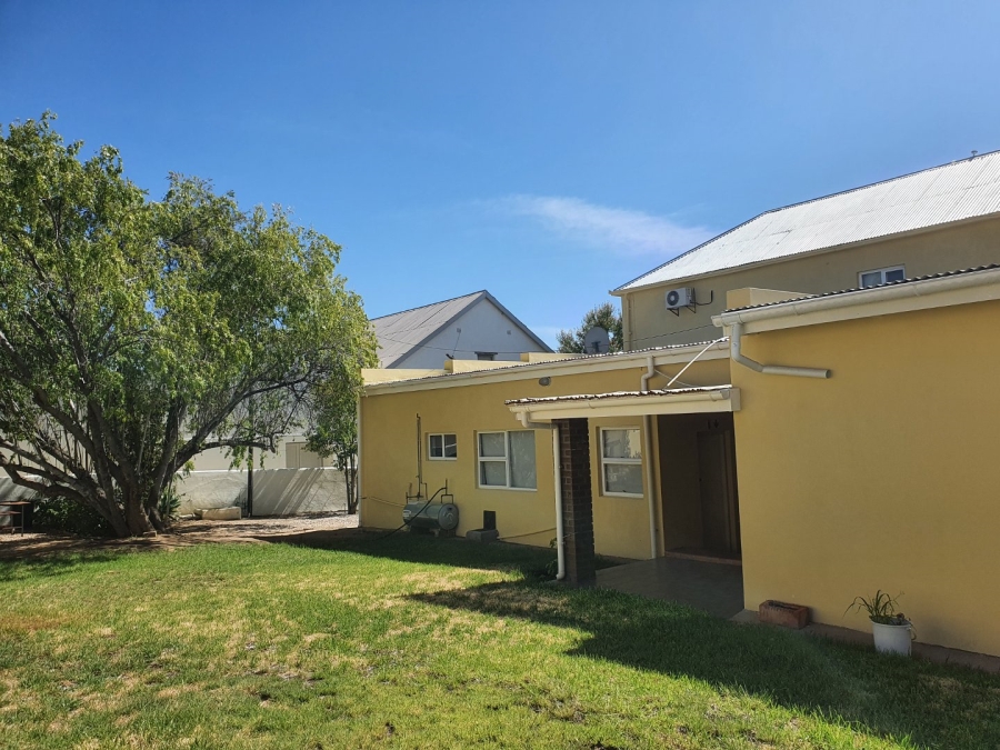 5 Bedroom Property for Sale in Prince Albert Western Cape